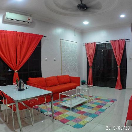 Holiday Homestay Dungun Eksteriør bilde